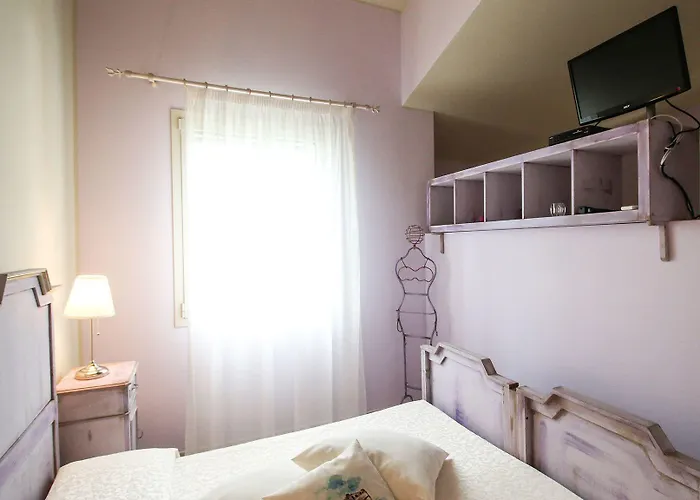 Vakantiepark Lucciole Nella Nebbia Stellata