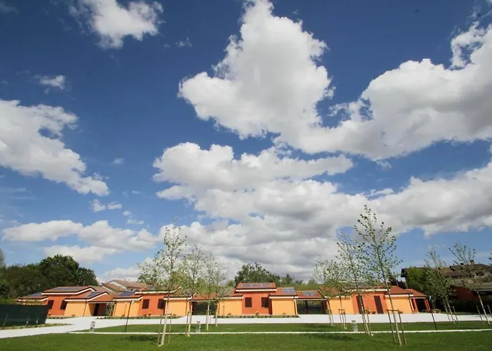 Vakantiepark Lucciole Nella Nebbia Stellata